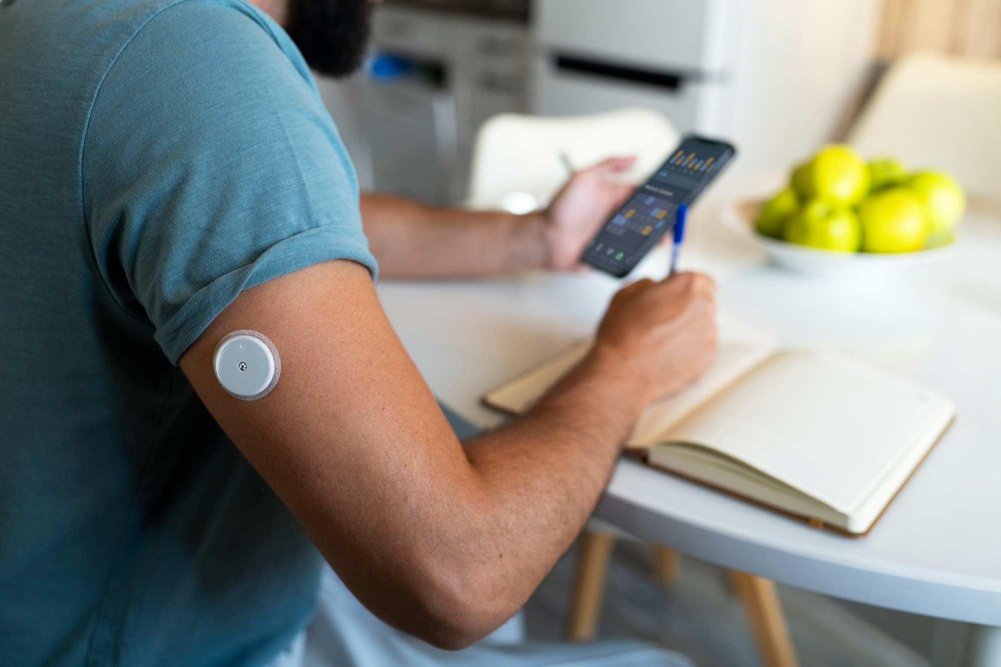 in-a-first-fda-approves-otc-continuous-glucose-monitoring-device
