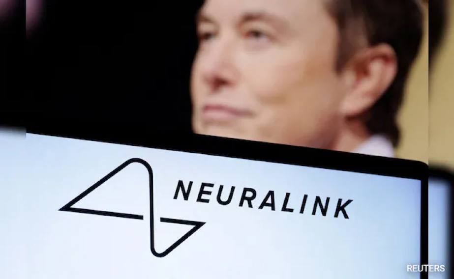 neuralink-s-blindsight-device-receives-fda-approval-to-restore-vision